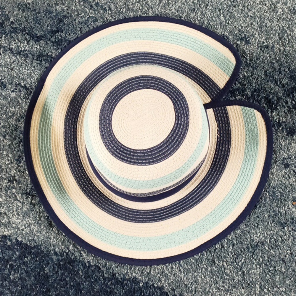 🌞Lake Shore Drive Woman's Hat